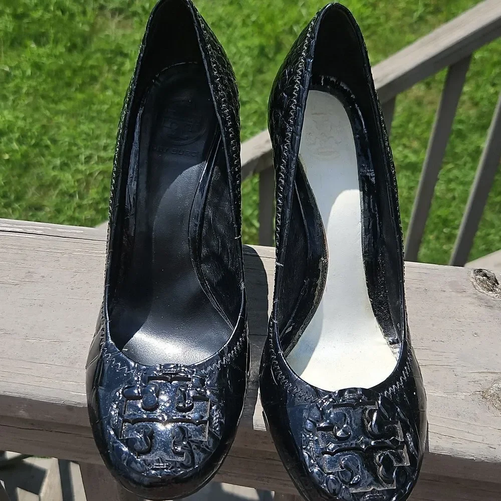 Tory Burch Sophia Wedges - Patent Leather, Reptile Embossed - Size 9